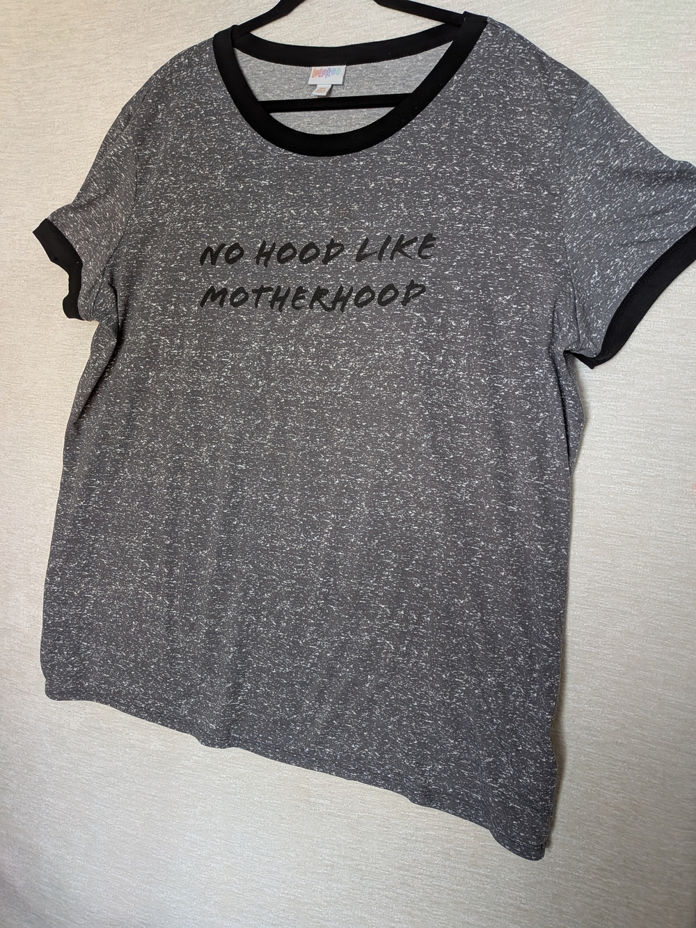 LuLaRoe Liv T-shirt 'No Hood Like Motherhood' Plus Size 3XL Good Condition